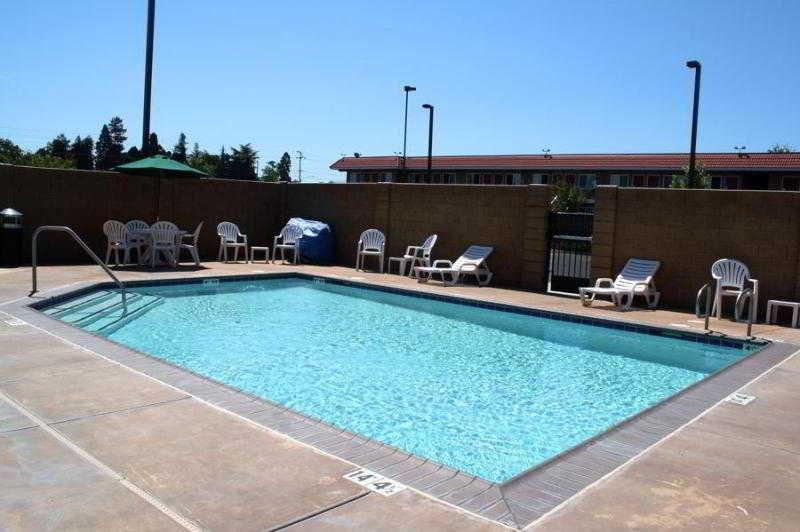 Comfort Suites Vacaville-Napa Valley Area Exterior foto