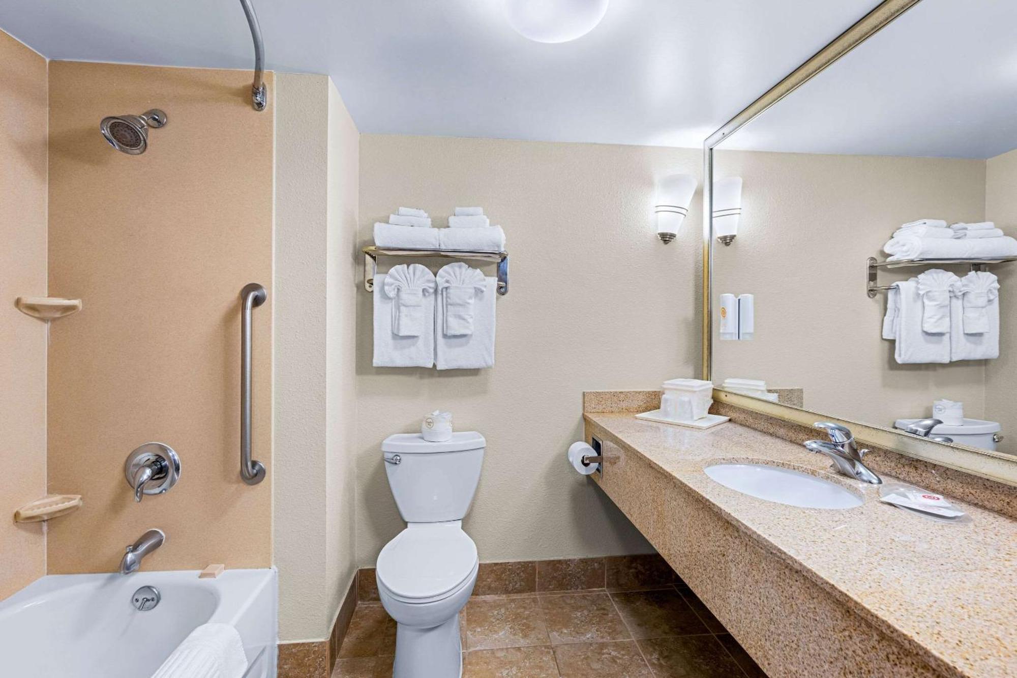 Comfort Suites Vacaville-Napa Valley Area Exterior foto